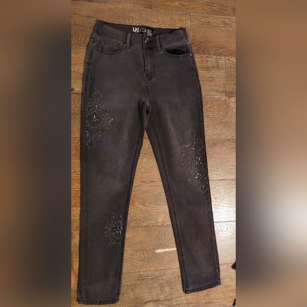 DG2 jeans